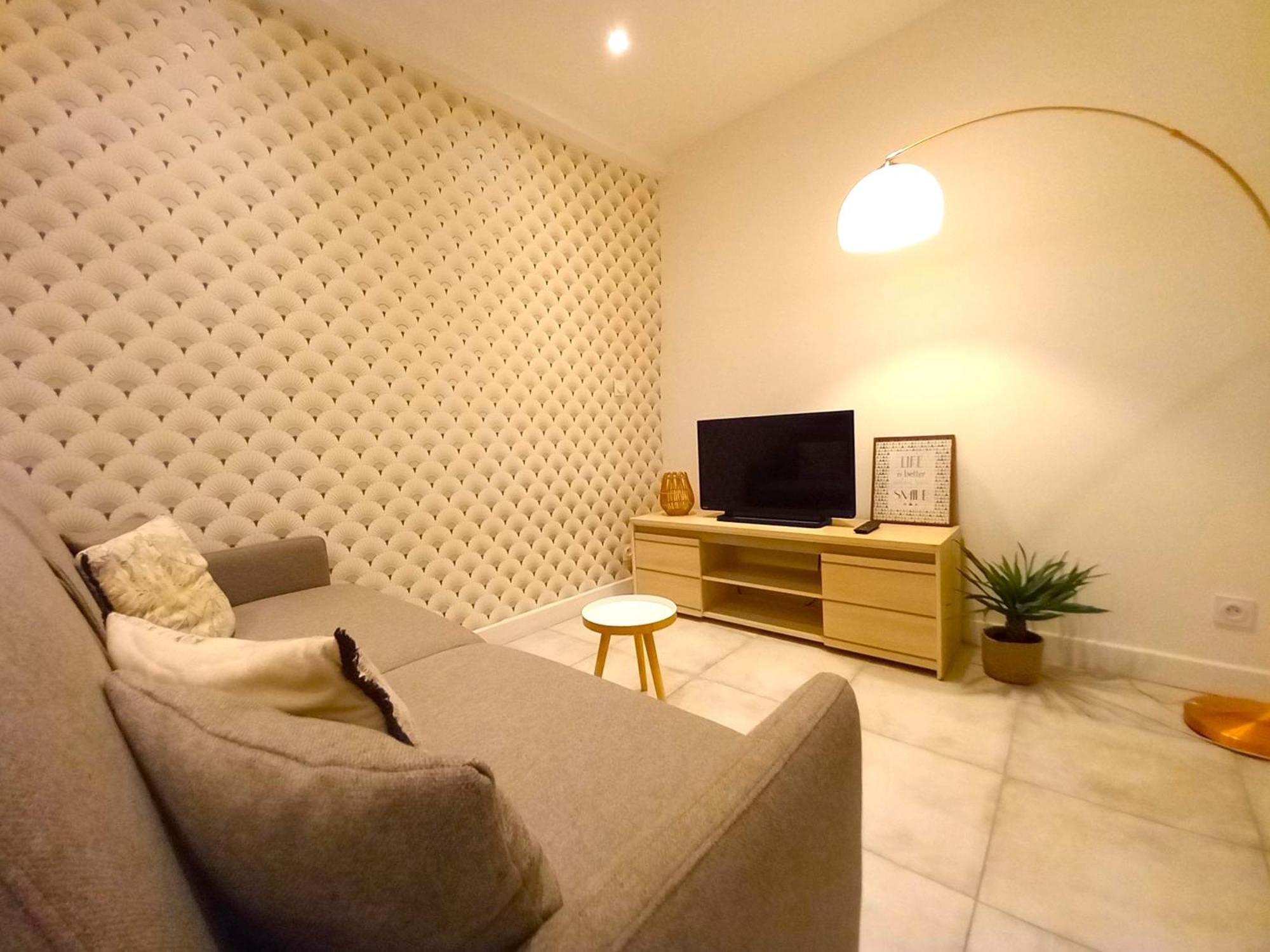 טולון #2 Studio # Place Charmante מראה חיצוני תמונה